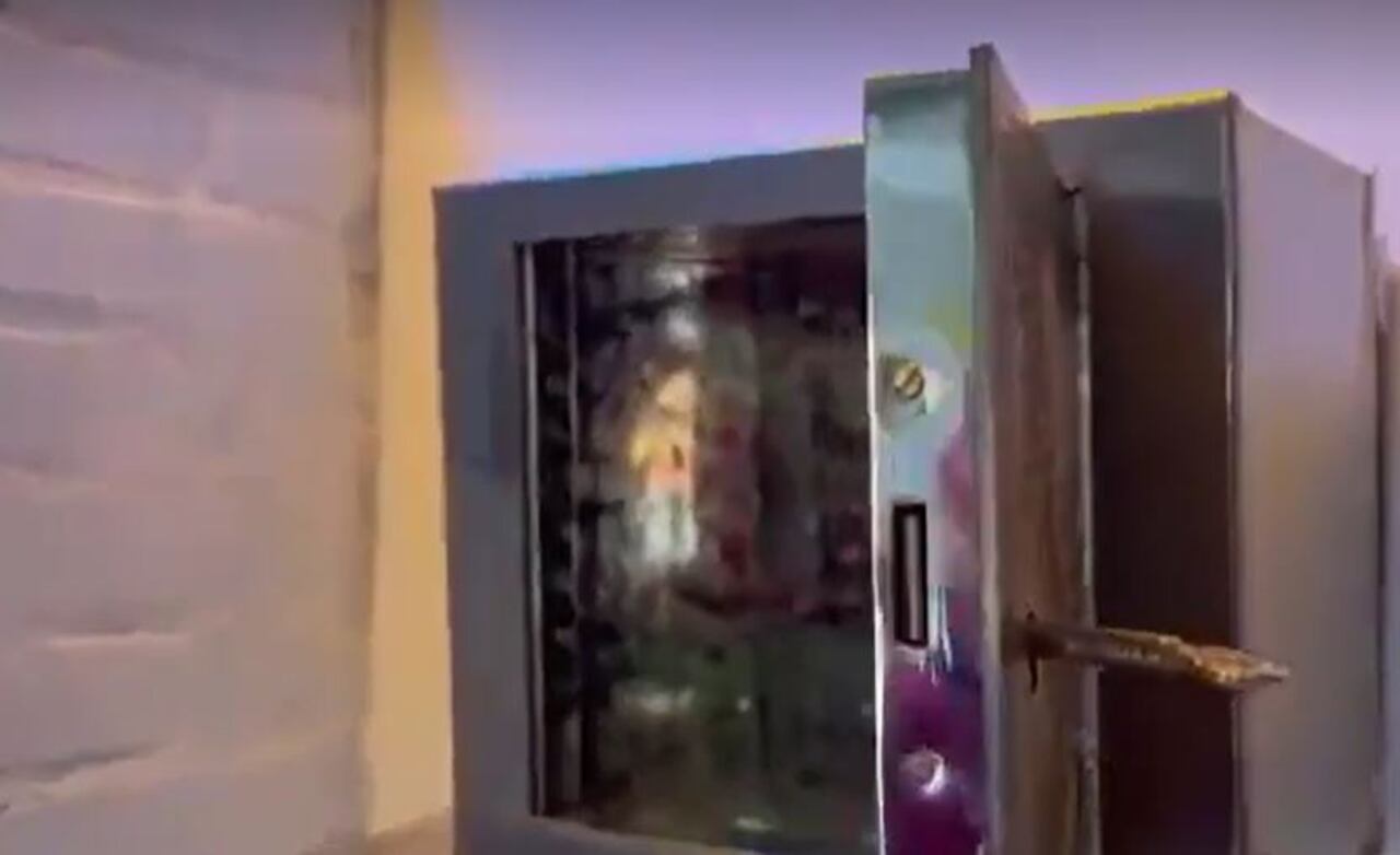 Los delincuentes violentaron la caja fuerte de la capilla