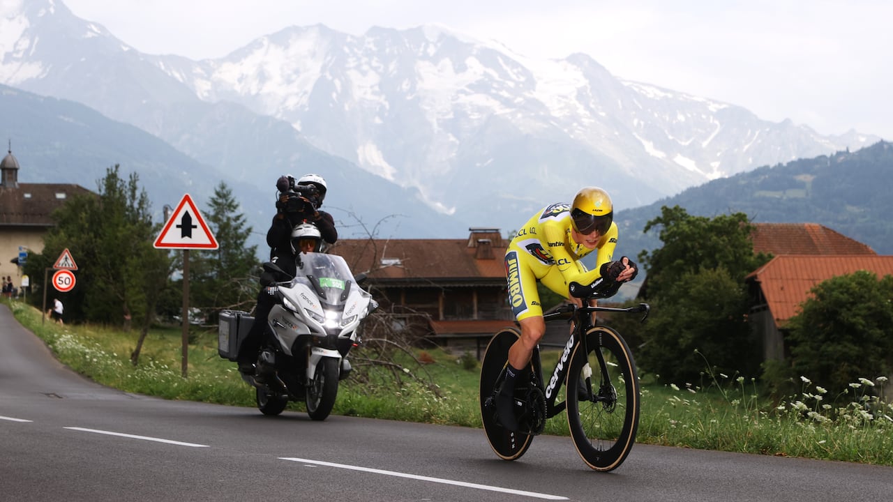 COMBLOUX, FRANCE - JULY 18: Jonas Vingegaard of Denmark and Team Jumbo-Visma - Yellow Leader Jersey sprints during the stage sixteen of the 110th Tour de France 2023 a 22.4km individual climbing time trial stage from Passy to Combloux 974m / #UCIWT / on July 18, 2023 in Combloux, France. (Photo by Michael Steele/Getty Images)