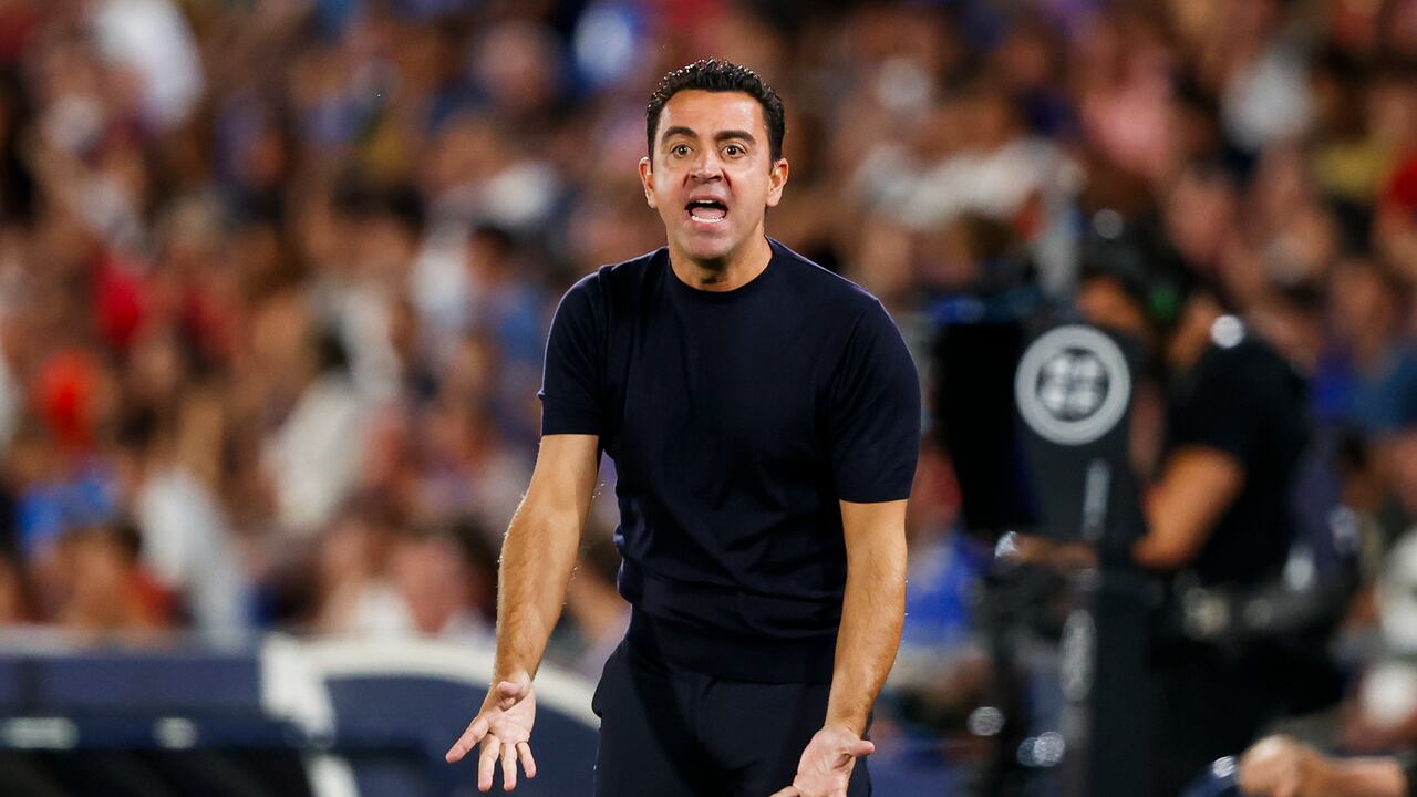 GETAFE, SPAIN - AUGUST 13: coach Xavi Hernandez of FC Barcelona during the La Liga EA Sports  match between Getafe v FC Barcelona at the Coliseum Alfonso Perez Stadium on August 13, 2023 in Getafe Spain (Photo by David S. Bustamante/Soccrates/Getty Images)