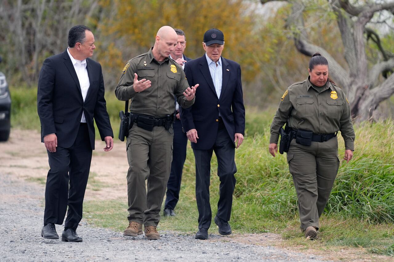 Biden, quien trató de destacar cómo los republicanos hundieron un acuerdo bipartidista de seguridad fronteriza por orden de Trump, fue a la ciudad de Brownsville, en Rio Grande Valley.