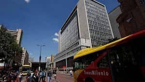 Bogotá centro
bus Transmilenio
Avenida Jimenez 
Eje Ambiental
Feb 13 2019
foto Guillermo Torres Reina - Semana