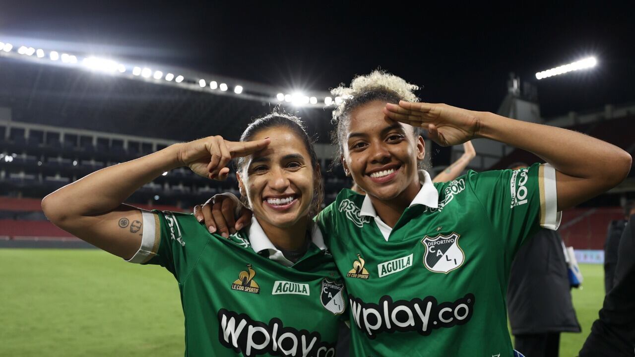 Carolina Arias y Jorelyn Carabalí, capitanas del Deportivo cali femenino que busca derrotar a Boca por un paso a la final de la Copa Libertadores femenina