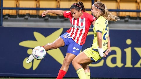 Leicy Santos marca gol en el duelo de Atlético de Madrid contra Villarreal