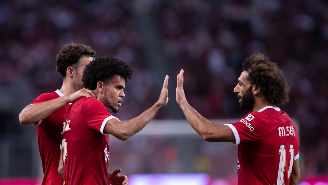 SINGAPORE, SINGAPORE - AUGUST 02: Luis Diaz of Liverpool FC celebrates his goal during the preseason friendly match between Liverpool and Bayern Munich at the National Stadium on August 02, 2023 in Singapore. (Photo by Playmaker/MB Media/Getty Images)