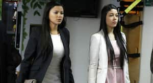Laura Moreno (izq.) y Jessy Quintero (der.), acusadas en el caso Colmenares en la audiencia del 23 de abril de 2013.