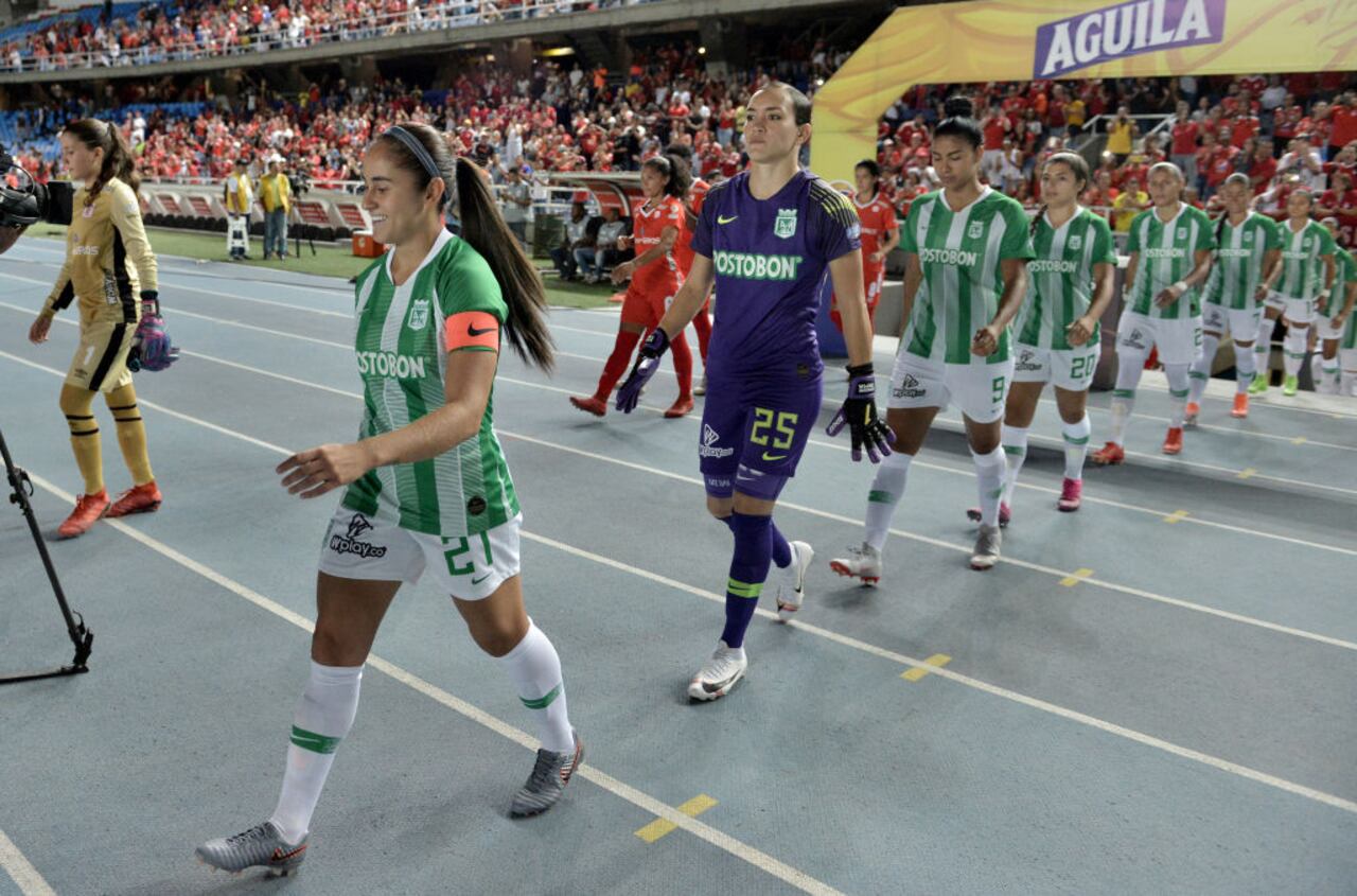 En los últimos años el fútbol femenino ha ganado popularidad en Colombia. Actualmente se disputa una liga profesional en la que compiten 13 equipos.