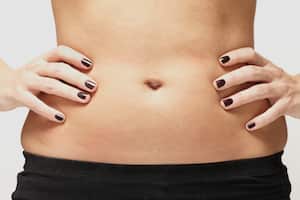 La grasa abdominal es muy recurrente en las mujeres.
