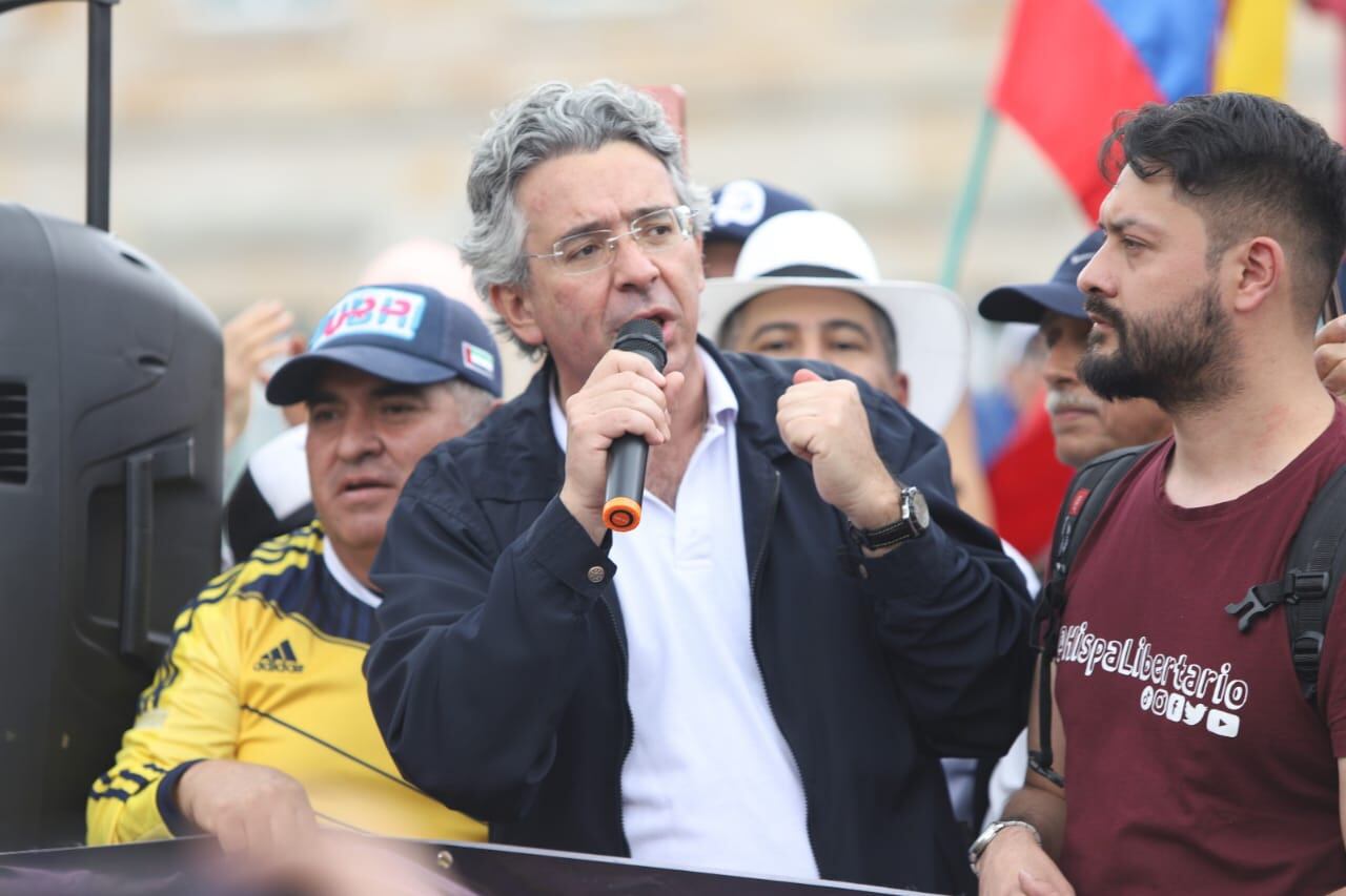 Marchas de la oposición en contra del Gobierno en la plaza de Bolívar