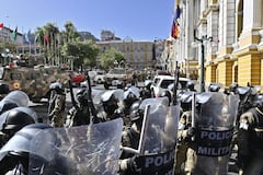 Momento en que los militares quisieron hacer un golpe de estado en Bolivia. Foto AFP