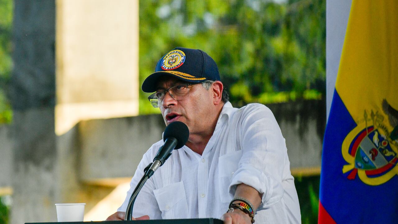 El presidente Gustavo Petro participó de un evento de entrega de tierras en Santa Bárbara de Pinto, Magdalena.