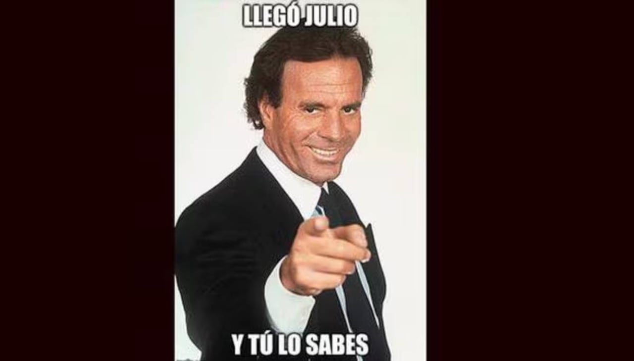 Los memes sobre Julio Iglesias se hicieron un fenómeno viral en 2015 con la frase "Llegó Julio y lo sabes".