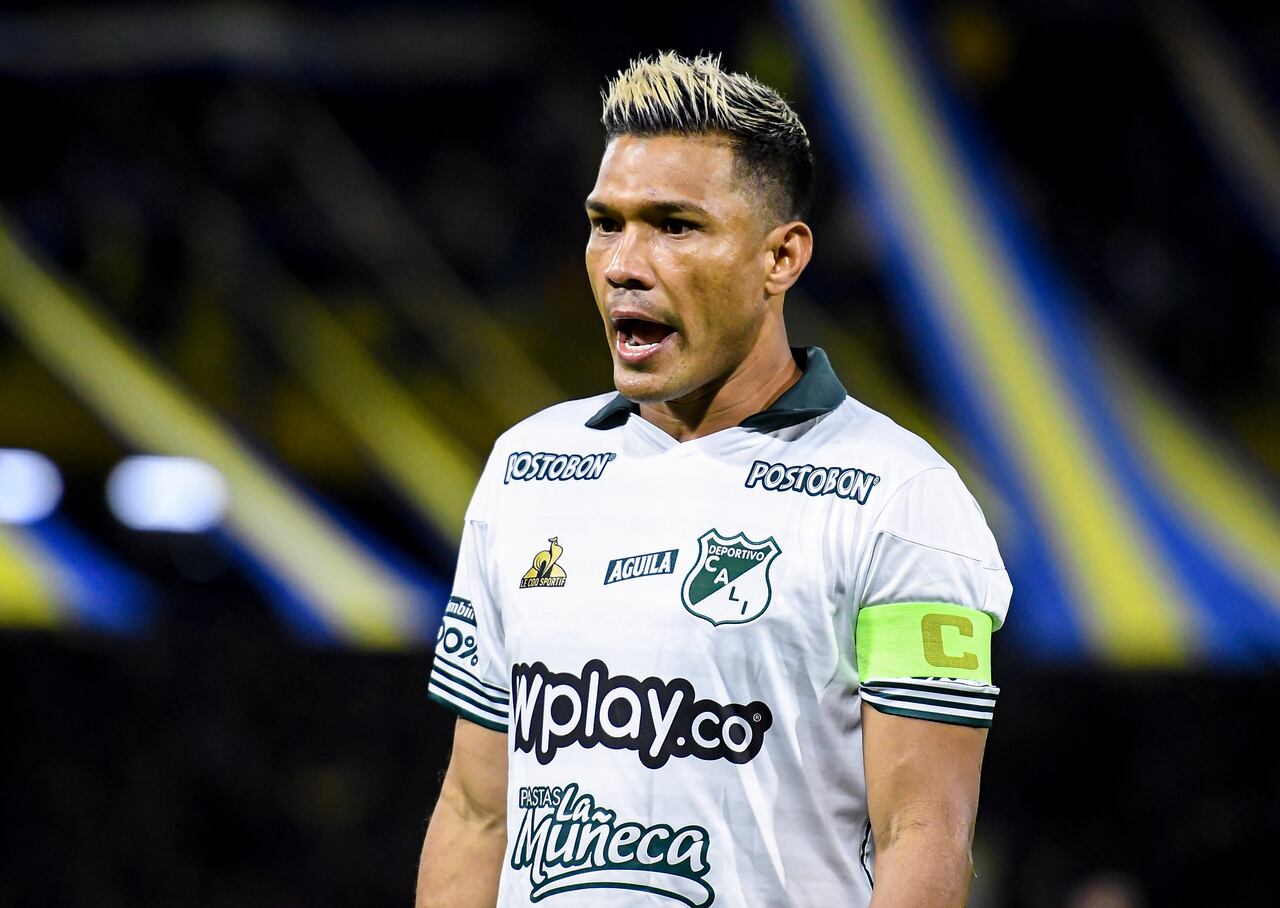 Teófilo Gutiérrez en 'La Bombonera' con la camiseta del Deportivo Cali enfrentando a Boca Juniors