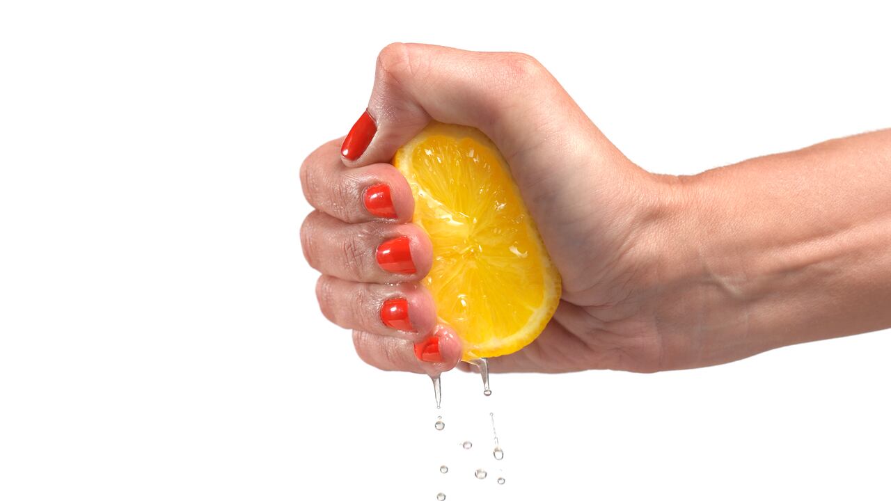 El limón tiene múltiples beneficios y usos.
