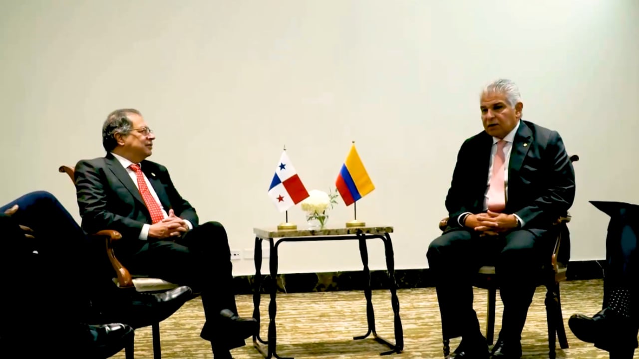 Reunión entre los presidentes Gustavo Petro, de Colombia, y José Raúl Mulino, de Panamá.