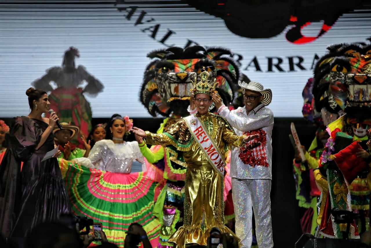 Sebastián Guzmán es un líder comunitario y hacedor del carnaval hace más de 30 años.