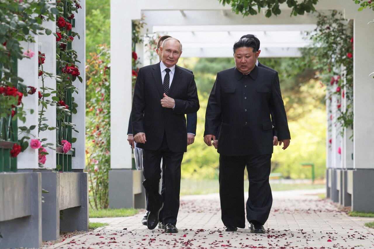 Visita de Vladimir Putin a la Corea del Norte en Kim Jong-un.