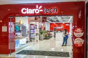 Establecimiento de venta de productos de Claro Colombia.