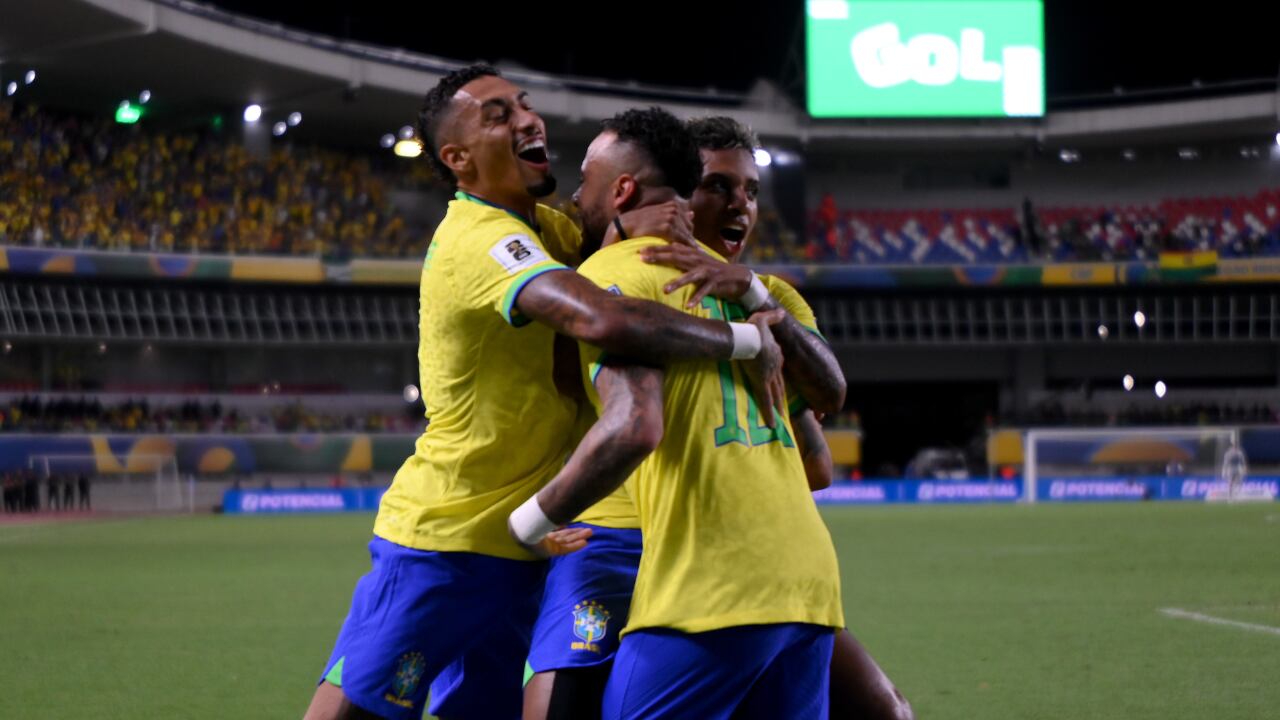 Brasil goleó a Bolivia en el inicio de la Eliminatoria