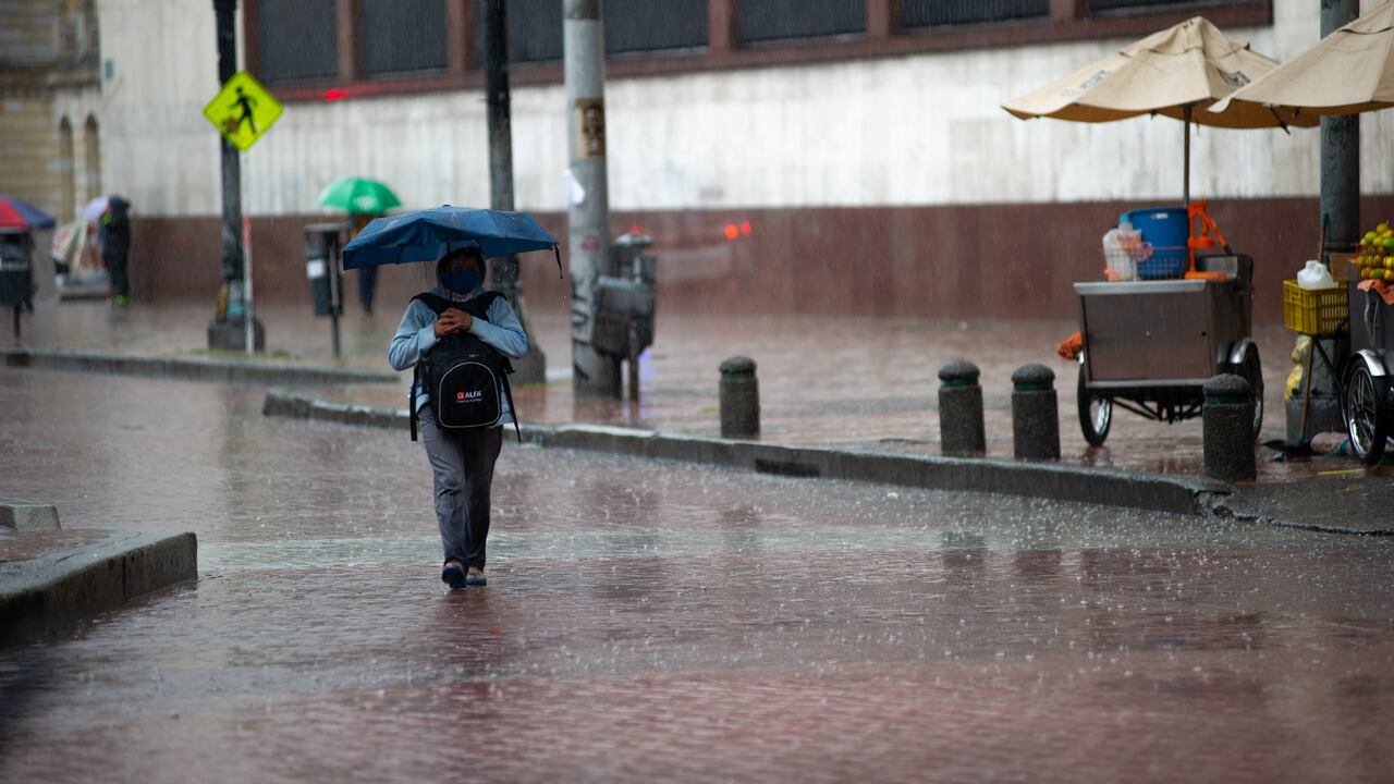 Bogota faces heavy rains as part of the path of Iota's hurricane across the caribbean and the raining season in the country, in Bogota, Colombia, on November 19, 2020. (Photo by Sebastian Barros/NurPhoto via Getty Images)