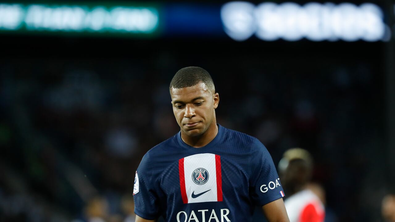 El futbolista francés se encuentra en el ojo de la polémica por su actitud.
