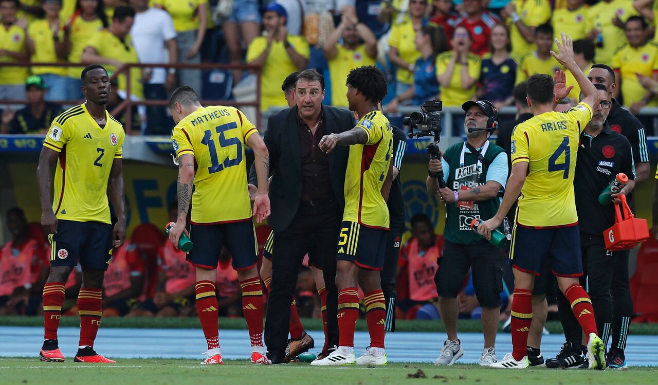 Néstor Lorenzo  Director Técnico de la Selección Colombia
Colombia vs Uruguay  empate 2-2 
Eliminatorias al Mundial 2026
Barranquilla estadio Metropolitano
Octubre 12 del 2023
Foto Guillermo Torres Reina / Semana