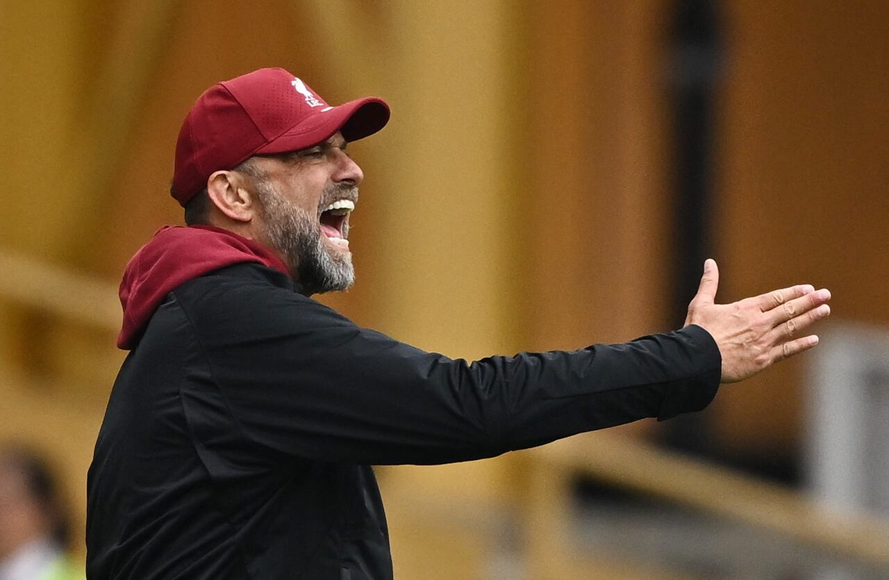 Jürgen Klopp dando instrucciones durante el partido del sábado ante Wolverhapton.