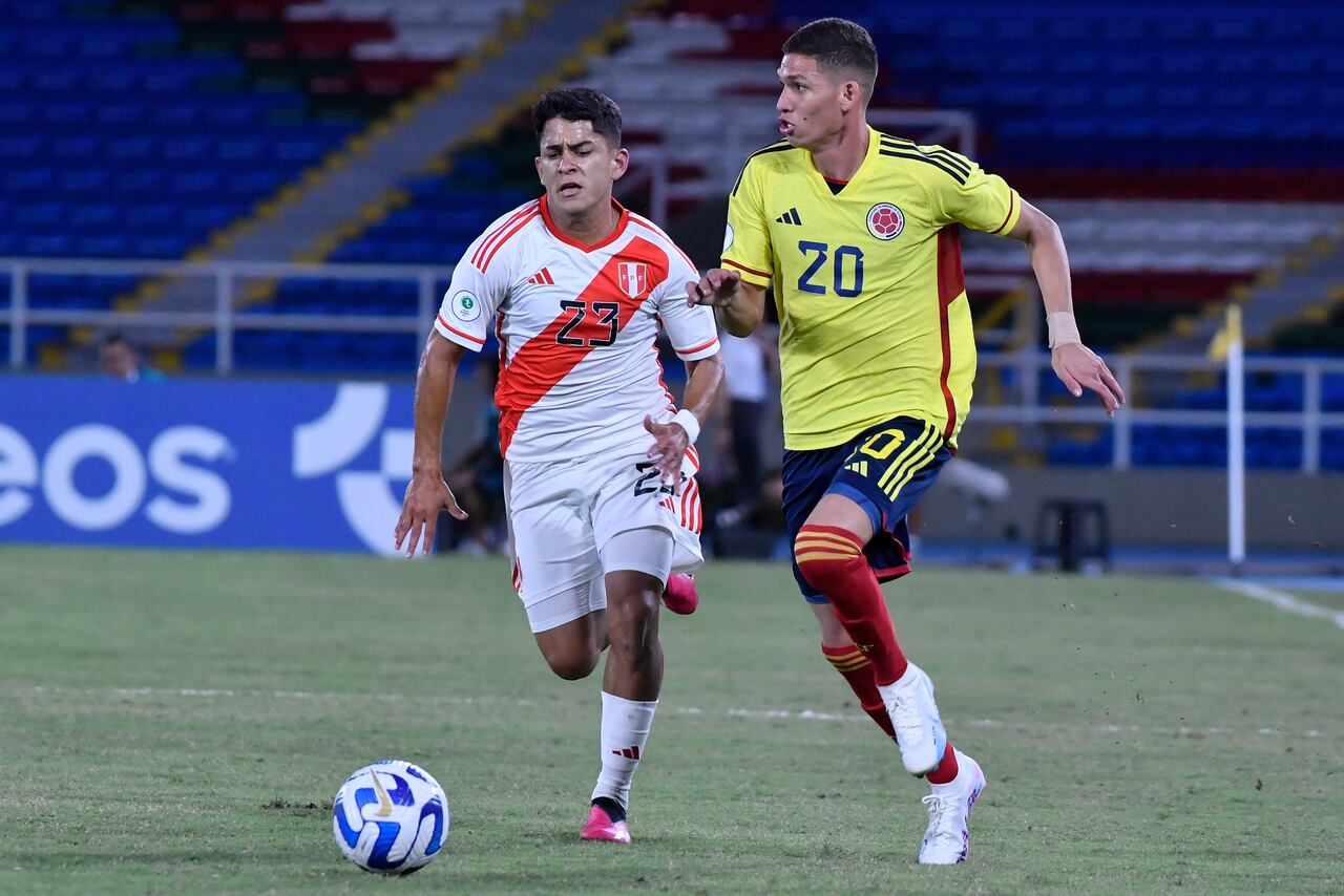 PER) y Colombia (COL) en partido como parte del campeonato CONMEBOL Sub20