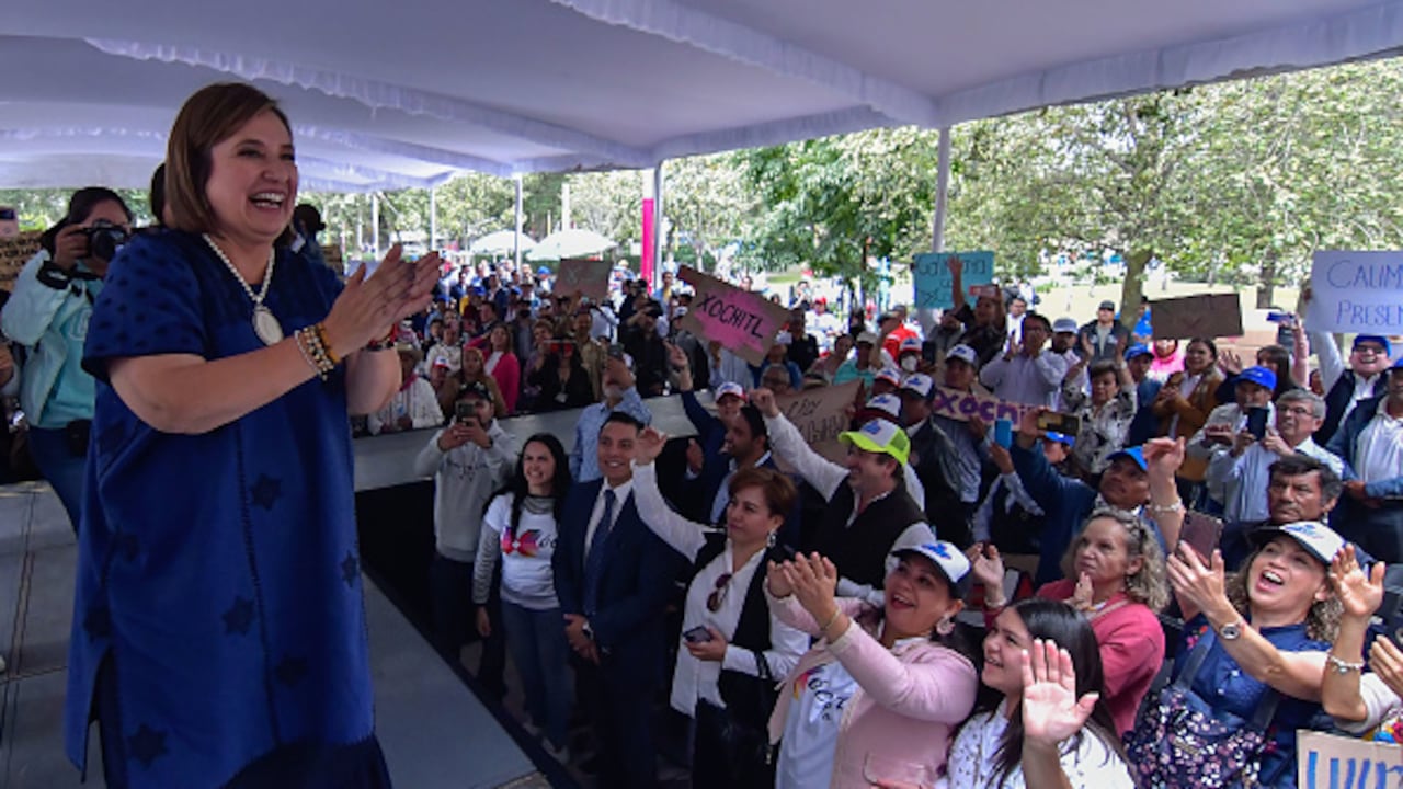 En una actitud de aparente inconformidad, Paredes no asistió el miércoles en la tarde al acto en el que el dirigente del PRI, Alejandro Moreno, anunció en forma anticipada y acompañado de correligionarios el total apoyo de esa fuerza política a Gálvez.