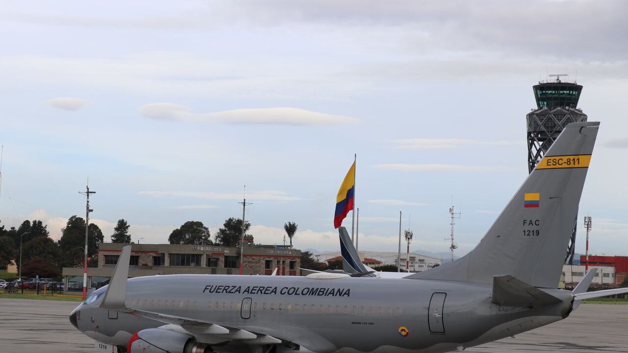 Este avión irá por colombianos atrapados en Israel.