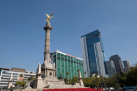 El monumento del Ángel de la Independencia comúnmente conocido como El Ángel en el centro de la ciudad el 26 de diciembre de 2022 en Ciudad de México, México.