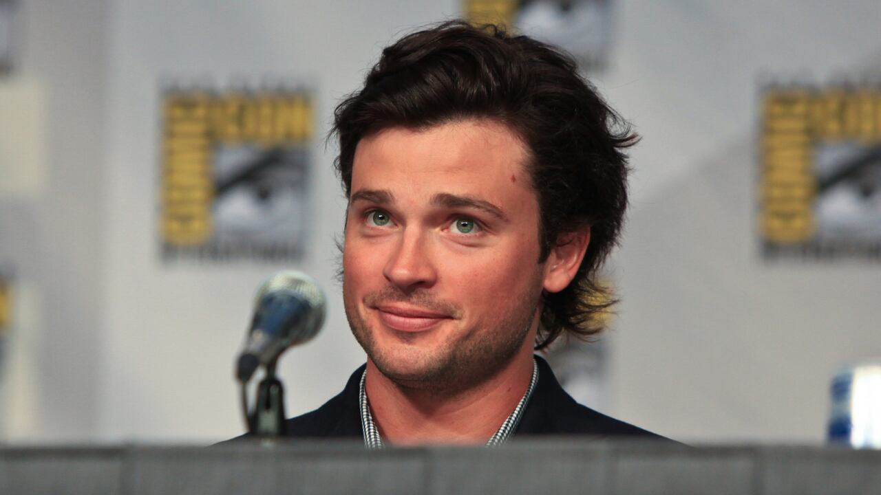 El actor Tom Welling asiste al panel "Smallville" el día 4 de Comic-Con International en el Centro de Convenciones de San Diego