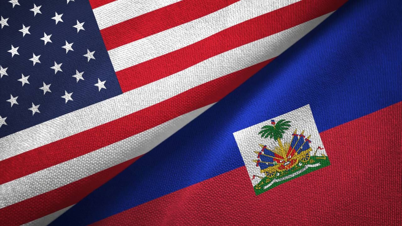 La Embajada de EE.UU. en Haití limitó sus actividades por disparos.