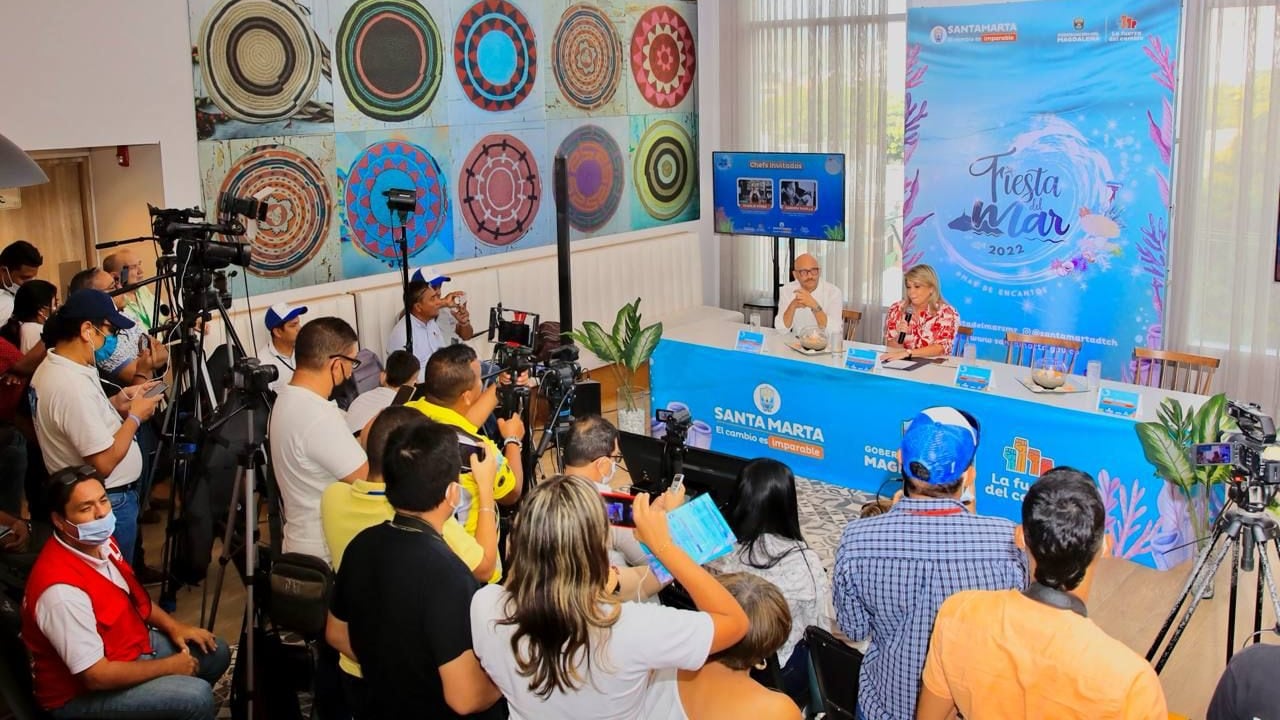 Alcaldesa de Santa Marta, Virna Johnson, en el lanzamiento de la programación oficial de las Fiestas del Mar.