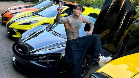 El influencer mostró su arsenal de carros de lujo a todos sus seguidores. Foto: Instagram @yefersoncossio.