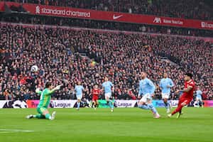 Manchester City acabaría con fuerte sanción en plena disputa ante Liverpool y Arsenal