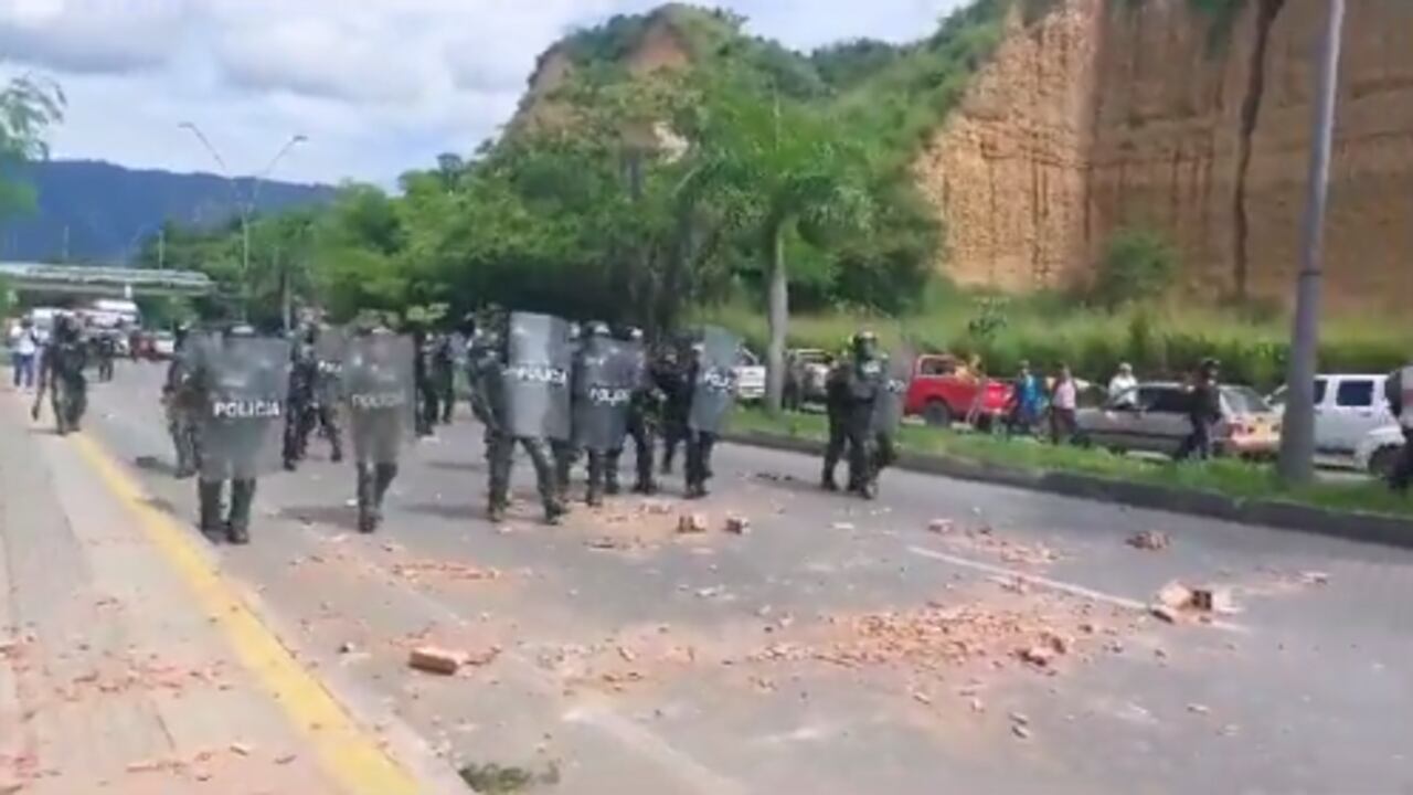 La Policía y el grupo UDMO controló la situación.