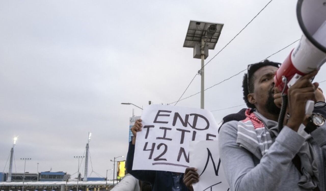 Los migrantes que se encuentran en la frontera ente México y Estados protestaron por la polémica directriz que se viene teniendo desde la presidencia de Donald Trump