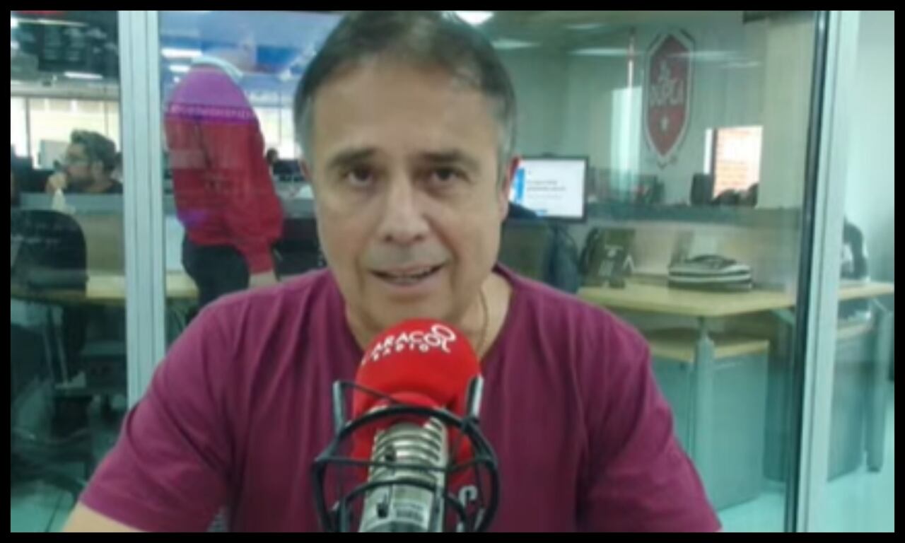 César Augusto Londoño, periodista deportivo y director de El Pulso del fútbol