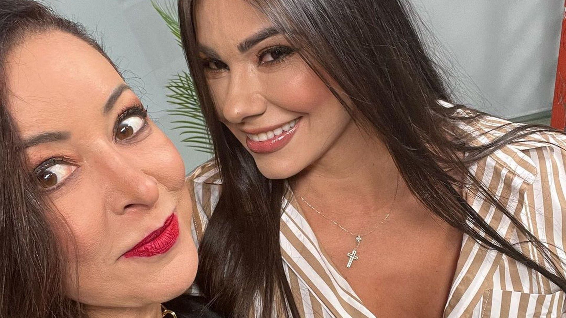 Las diosas se juntaron”: Esperanza Gómez y Flavia Dos Santos reaparecieron  con foto muy sensual